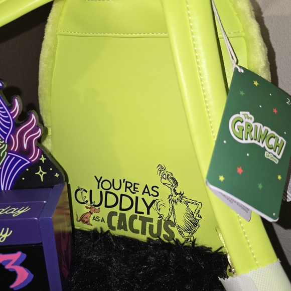 Dr. Seuss Grinch Plush Backpack - Picture 2 of 3
